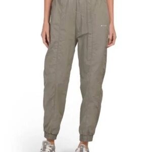 NWOT WILO The Label Sage Green Parachute‎ Pants Joggers